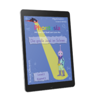 Ein E-Book mit dem Titel „Die große Jagd im Schnee (L2)“, angezeigt auf einem Tablet-Bildschirm. Das Cover zeigt ein fliegendes Raumschiff im Hintergrund und eine außerirdische Figur, die von einem Scheinwerfer beleuchtet wird. Der Text lautet „Die große Jagd im Schnee“, perfekt für Grundschulkinder, die lesen lernen, und weist auf „Level 2, Kapitel 2“ hin.